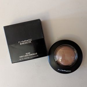 NEW! MAC Mineralize Blush in Cosmic Force